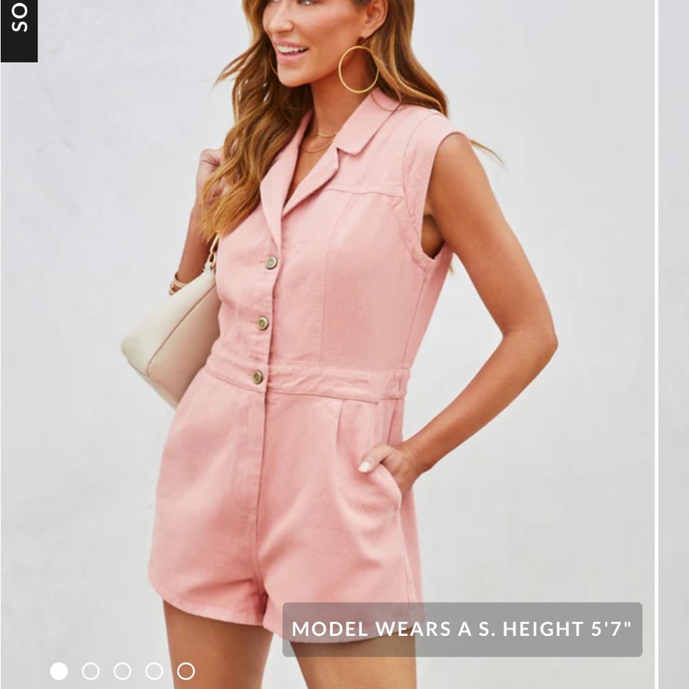 New with tags VICI &Merci Pink Romper Sz L